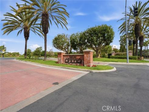 7124 Forest Glen Drive, Huntington Beach, CA