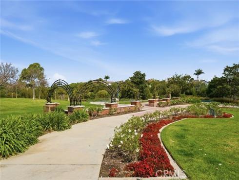 7124 Forest Glen Drive, Huntington Beach, CA