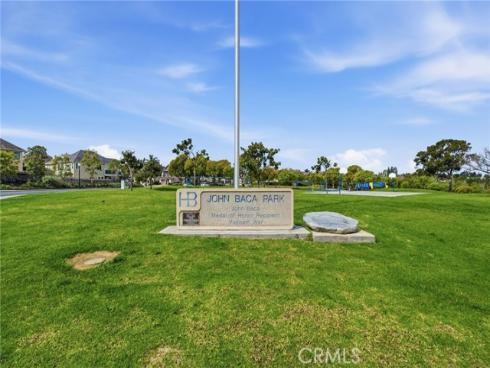7124 Forest Glen Drive, Huntington Beach, CA