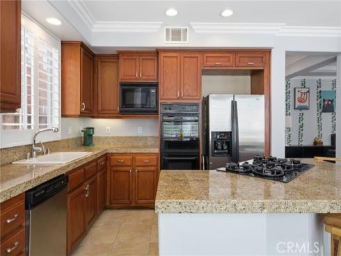7124 Forest Glen Drive, Huntington Beach, CA