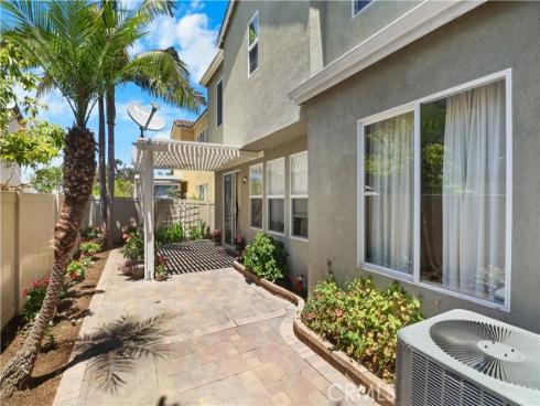 16791 Wanderly , Huntington Beach, CA