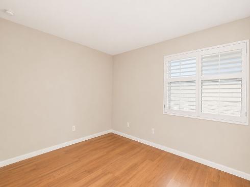 8877 Tulare 313D Drive, Huntington Beach, CA