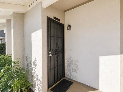 8877 Tulare 313D Drive, Huntington Beach, CA