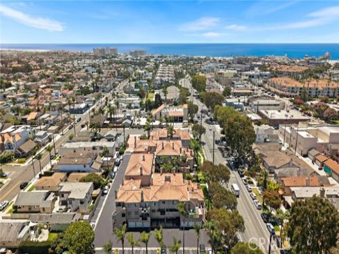606 Lake Street 23 , Huntington Beach, CA