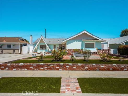 15732  Swan   Lane, Huntington Beach, CA