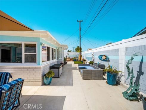 15732  Swan   Lane, Huntington Beach, CA