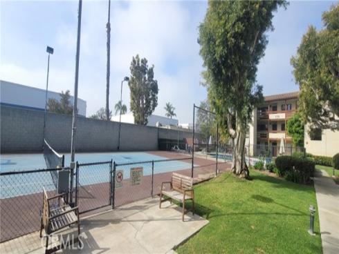 7735 Newman 104 Avenue, Huntington Beach, CA