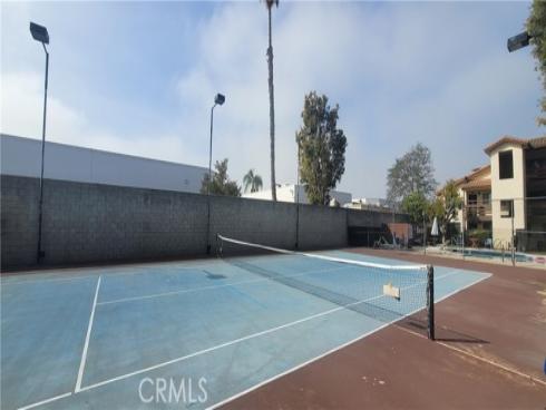 7735 Newman 104 Avenue, Huntington Beach, CA