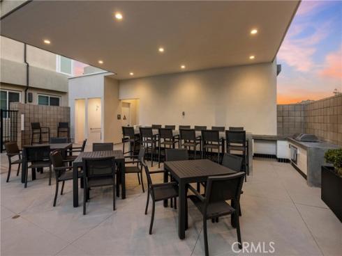 7264 Pointbreak Drive, Huntington Beach, CA