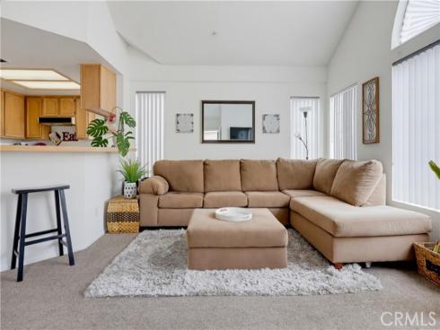 4581 Warner 302 , Huntington Beach, CA