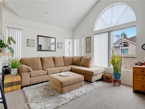 4581 Warner 302 , Huntington Beach, CA
