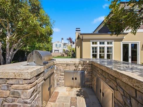 17351 Sagatuck Lane, Huntington Beach, CA