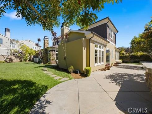 17351 Sagatuck Lane, Huntington Beach, CA