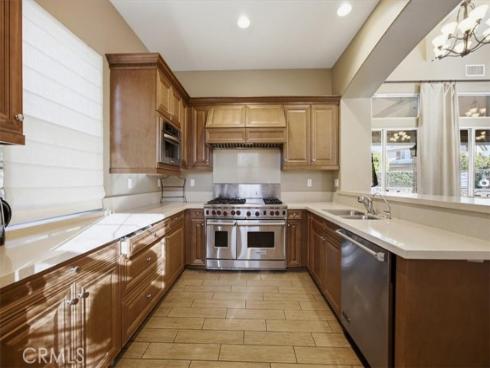17351 Sagatuck Lane, Huntington Beach, CA