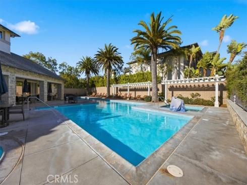 17351 Sagatuck Lane, Huntington Beach, CA