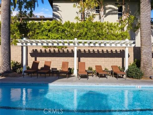 17351 Sagatuck Lane, Huntington Beach, CA