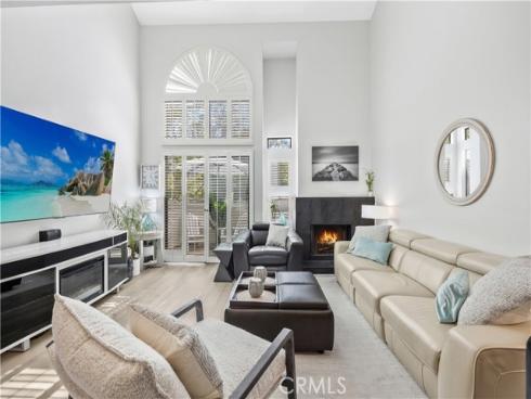 5101 Tortuga Drive 205