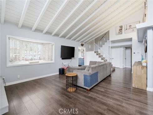 8021  Sunset   Circle, Huntington Beach, CA