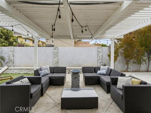 8021  Sunset   Circle, Huntington Beach, CA