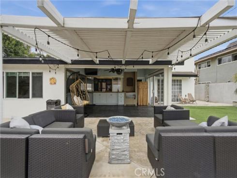 8021  Sunset   Circle, Huntington Beach, CA
