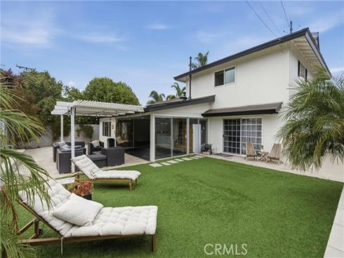8021  Sunset   Circle, Huntington Beach, CA