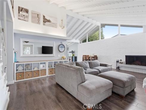 8021  Sunset   Circle, Huntington Beach, CA