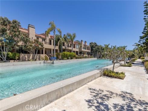 16456 Germain Circle 223 , Huntington Beach, CA