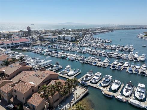 16456 Germain Circle 223 , Huntington Beach, CA