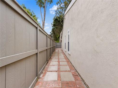 19586 Seagull Lane, Huntington Beach, CA