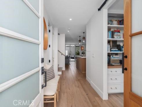 3949 Warner Avenue, Huntington Beach, CA