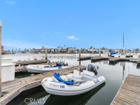 3949 Warner Avenue, Huntington Beach, CA