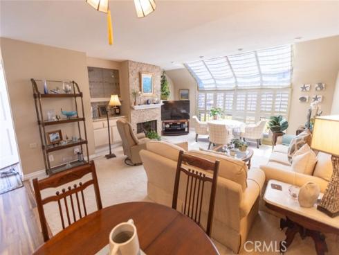 16102  Fame  , Huntington Beach, CA
