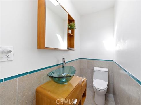 17140  Edgewater   Lane, Huntington Beach, CA