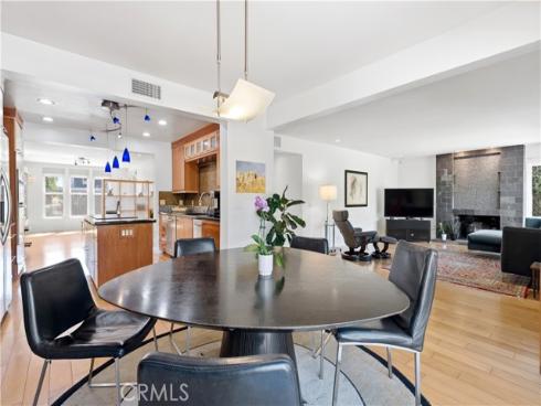 17140  Edgewater   Lane, Huntington Beach, CA
