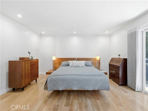 17140  Edgewater   Lane, Huntington Beach, CA