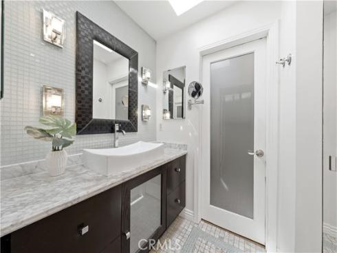 17140  Edgewater   Lane, Huntington Beach, CA