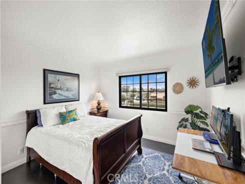 8206  Bridgepoint  206 , Huntington Beach, CA