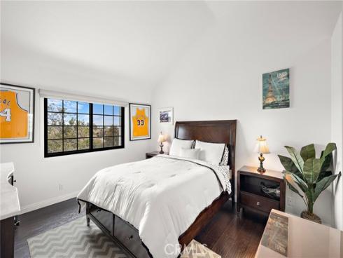 8206  Bridgepoint  206 , Huntington Beach, CA