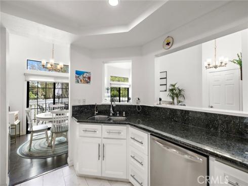 8206  Bridgepoint  206 , Huntington Beach, CA