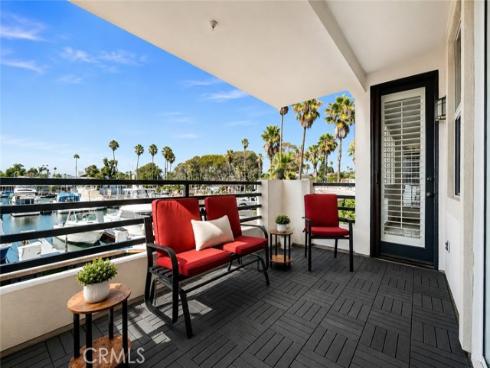4167 Warner 105 Avenue, Huntington Beach, CA