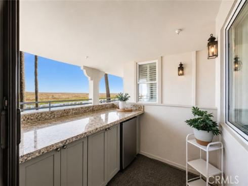 4167 Warner 105 Avenue, Huntington Beach, CA