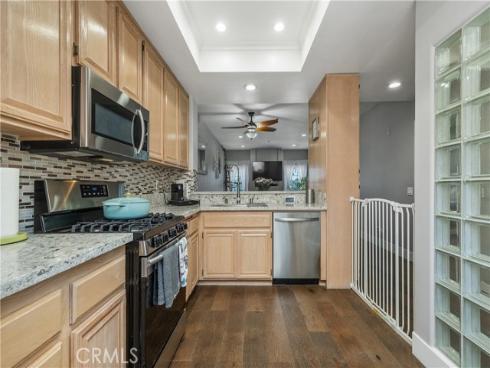 415  Townsquare  308  Lane, Huntington Beach, CA