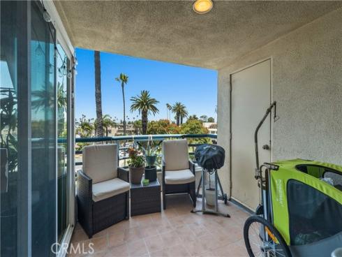 415  Townsquare  308  Lane, Huntington Beach, CA