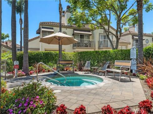 415  Townsquare  308  Lane, Huntington Beach, CA