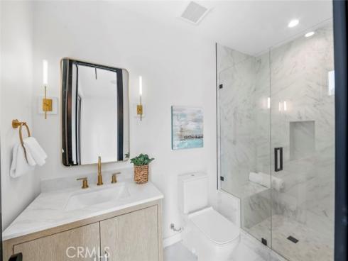 307  14th   Street, Huntington Beach, CA
