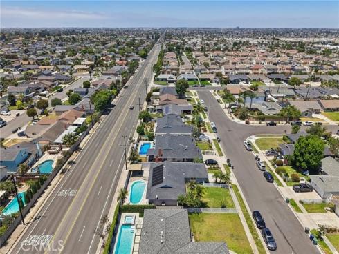 10362 Christmas Drive, Huntington Beach, CA