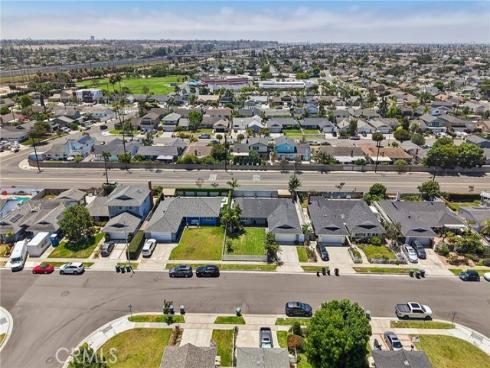 10362 Christmas Drive, Huntington Beach, CA
