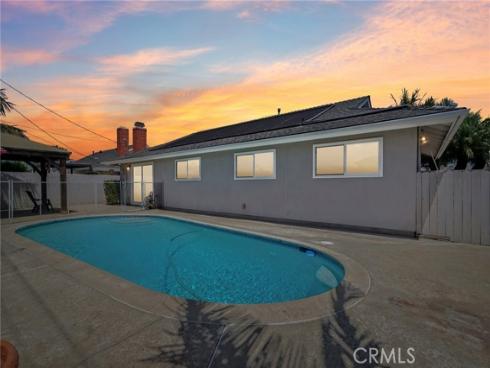 10362 Christmas Drive, Huntington Beach, CA