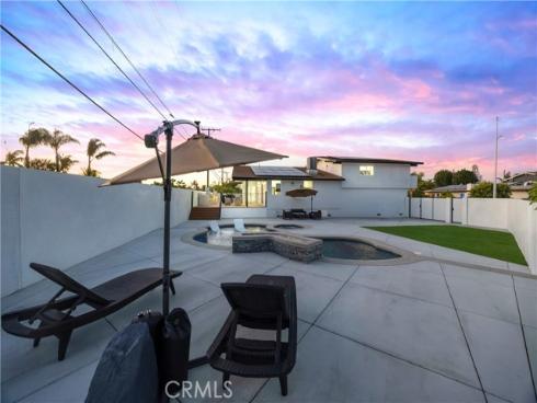 17451 Avalon , Huntington Beach, CA