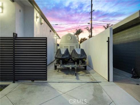 17451 Avalon , Huntington Beach, CA